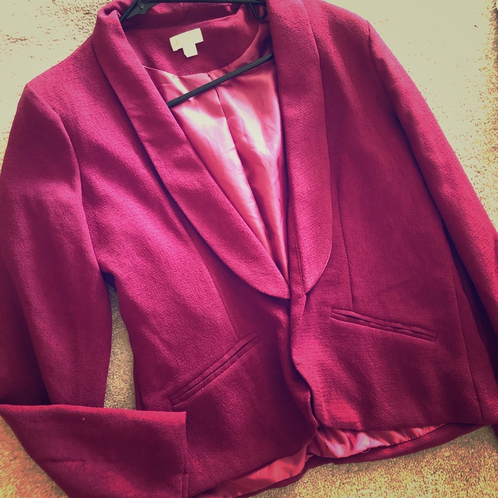Dark pink/cranberry blazer
